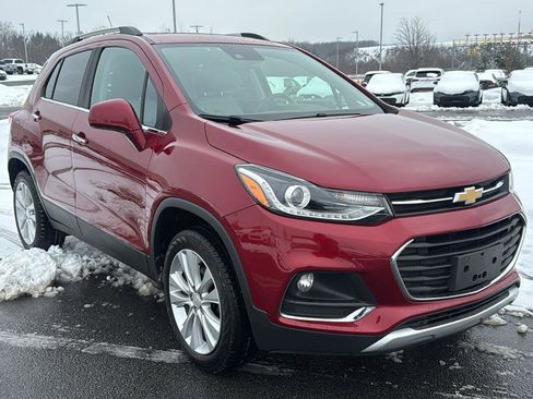 Used 2020 Chevrolet Trax Premier image 1