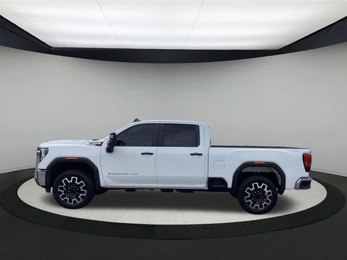 Used 2024 GMC Sierra 2500 Pro AWD/4WD image 5