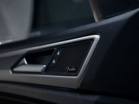 Used 2020 Volkswagen Atlas Cross Sport SEL Premium image 10