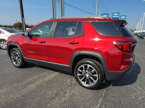 Used 2025 GMC Terrain Elevation w/ Elevation Premium Package FWD image 6