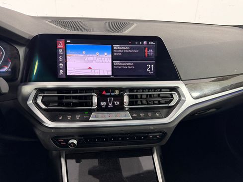 Used 2021 BMW 330i Sedan image 25