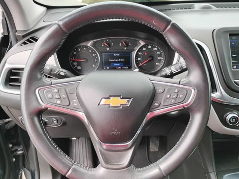 Used 2021 Chevrolet Equinox LT w/ Driver Convenience Package FWD image 16