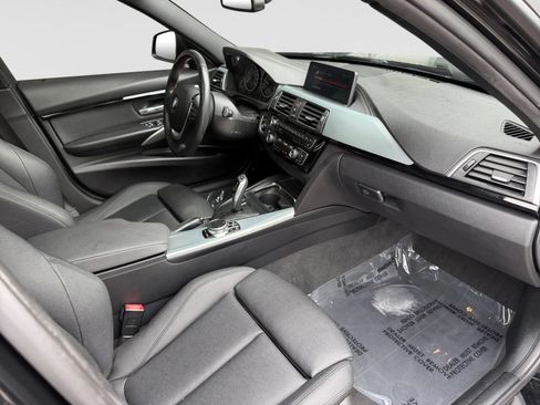 Used 2018 BMW 330i xDrive Sedan AWD/4WD image 34