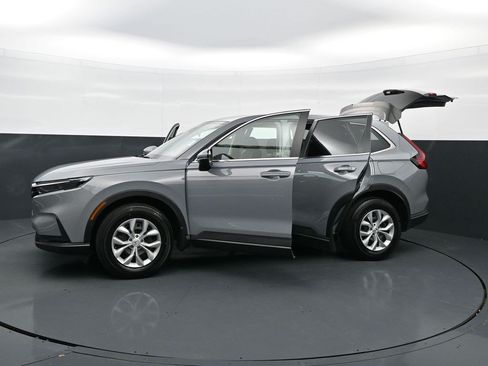 Used 2025 Honda CR-V LX image 30