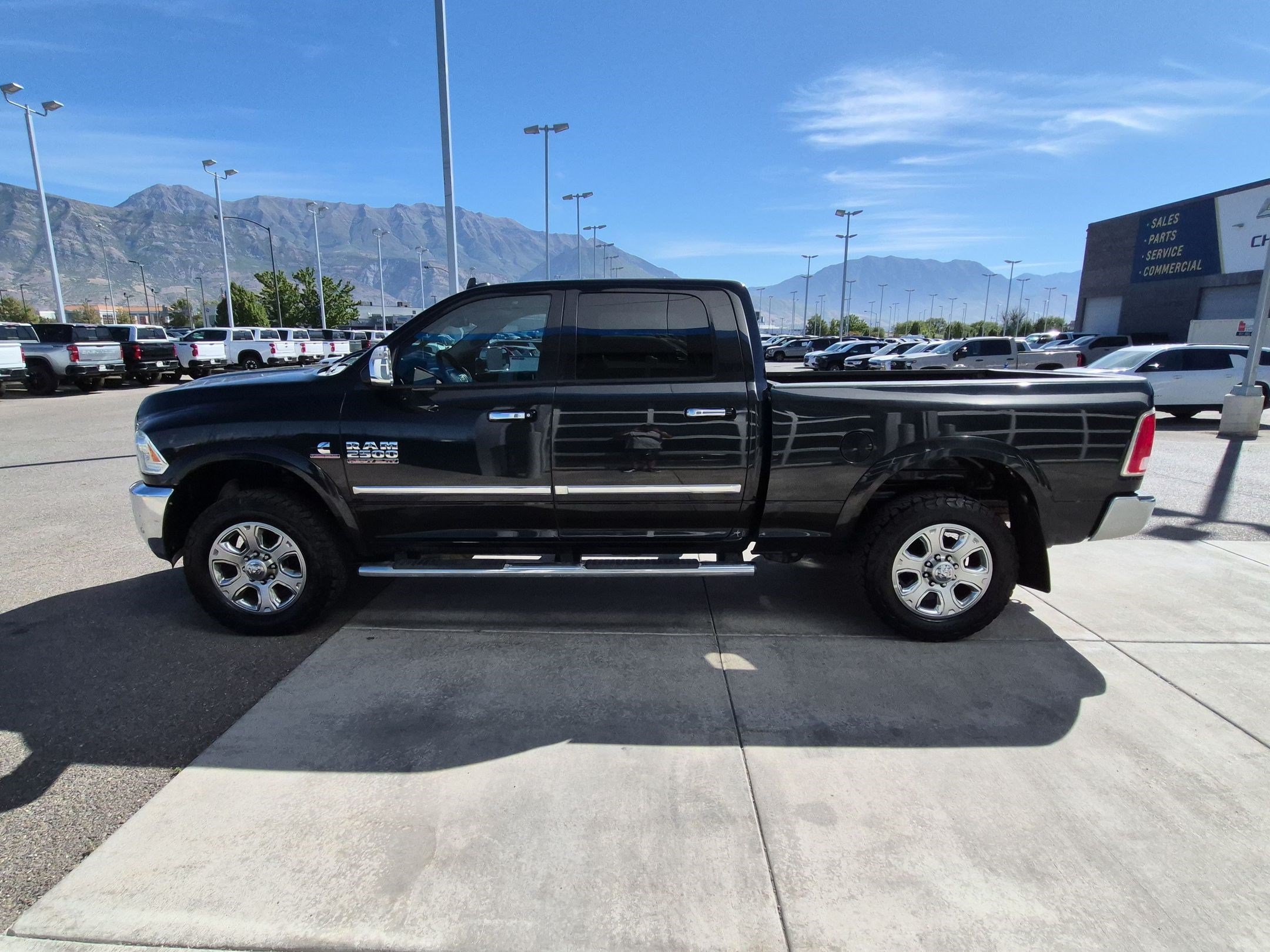 Used 2017 RAM 2500 Laramie AWD/4WD image 7