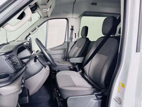 Used 2026 Ford Transit 350 XLT RWD image 5