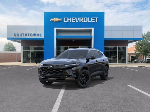 New 2026 Chevrolet Trax ACTIV w/ Driver Confidence Package FWD image 32