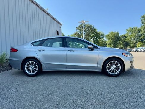 Used 2020 Ford Fusion SE FWD image 7