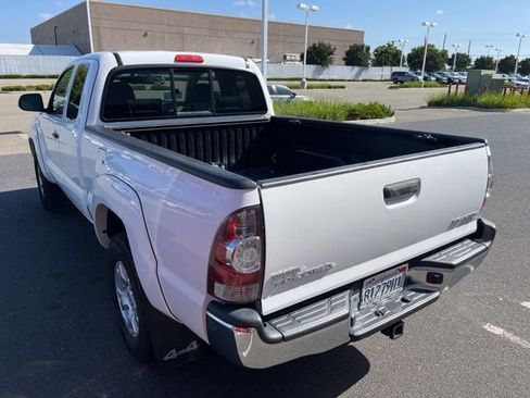 Used 2013 Toyota Tacoma 4x4 Access Cab V6 w/ SR5 Pkg image 7
