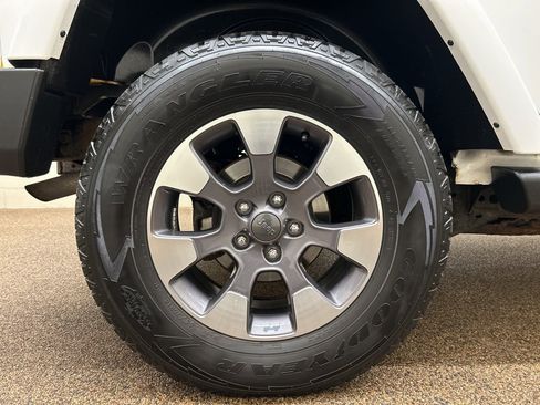 Used 2013 Jeep Wrangler Unlimited Sahara w/ Trailer Tow Group image 28