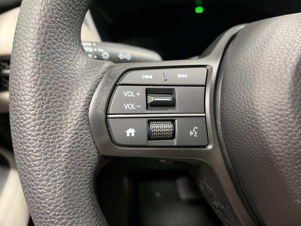 New 2027 Honda HR-V LX image 16