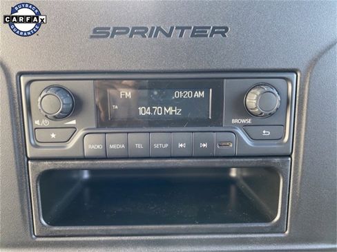 Used 2025 Mercedes-Benz Sprinter 2500 image 28