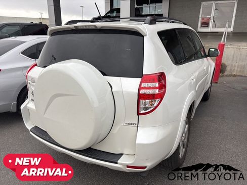 Used 2011 Toyota RAV4 Limited image 4