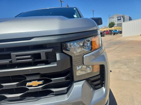 Used 2023 Chevrolet Silverado 1500 Custom AWD/4WD image 32