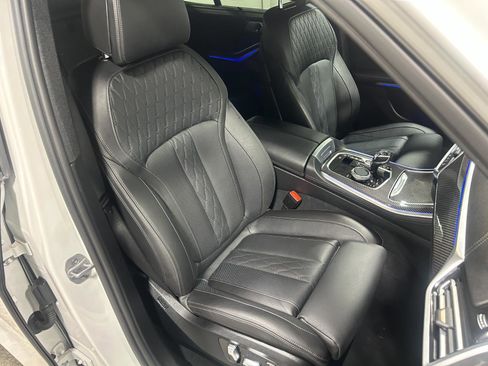 Used 2023 BMW X5 M50i w/ Executive Package image 19