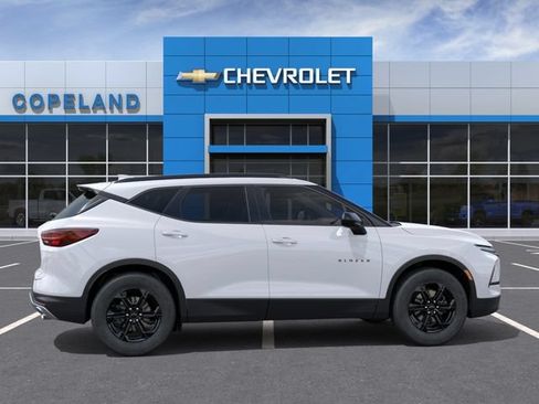 New 2026 Chevrolet Blazer LT w/ Convenience Package AWD/4WD image 5