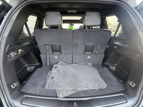 Used 2025 Jeep Grand Cherokee L Limited w/ Luxury Tech Group II image 25