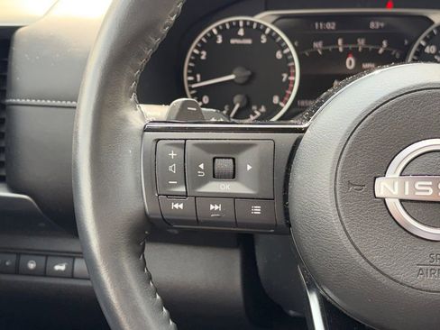 Used 2024 Nissan Pathfinder SL w/ SL Premium Package FWD image 12