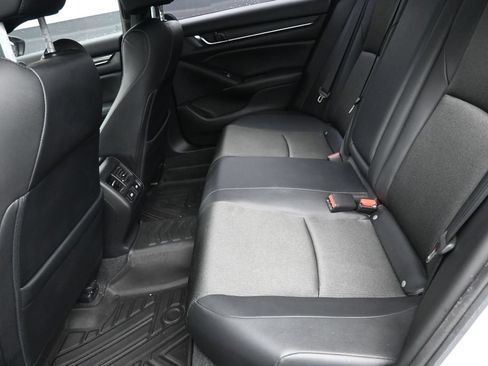 Used 2022 Honda Accord Sport image 13