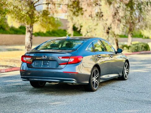 Used 2022 Honda Accord Touring image 7
