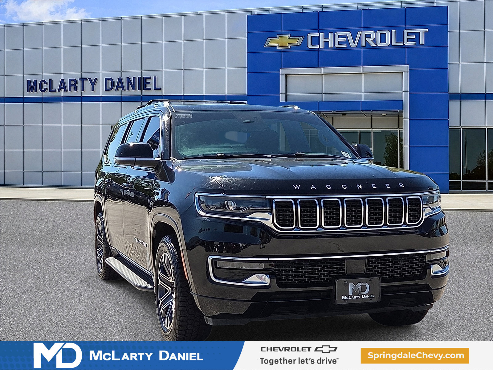 Used 2023 Jeep Wagoneer L 4WD w/ Premium Group I image 1