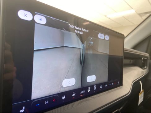 New 2026 Ford Maverick Lariat w/ Black Appearance Package image 34