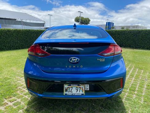 Used 2018 Hyundai Ioniq Blue FWD image 23