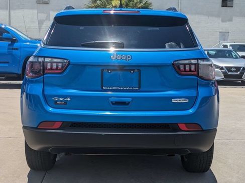 Used 2024 Jeep Compass Latitude AWD/4WD image 7