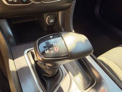 Used 2018 Dodge Charger R/T Scat Pack image 21