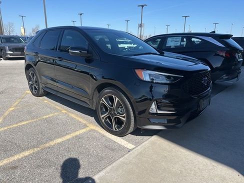 Used 2019 Ford Edge ST w/ Equipment Group 401A AWD/4WD image 1