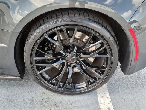 Used 2019 Chevrolet Corvette Grand Sport w/ Carbon Flash Badge Package image 11