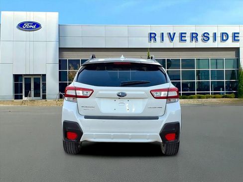 Used 2018 Subaru Crosstrek 2.0i Limited image 5