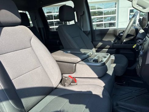 Used 2022 Chevrolet Silverado 2500 Custom w/ Custom Value Package AWD/4WD image 50