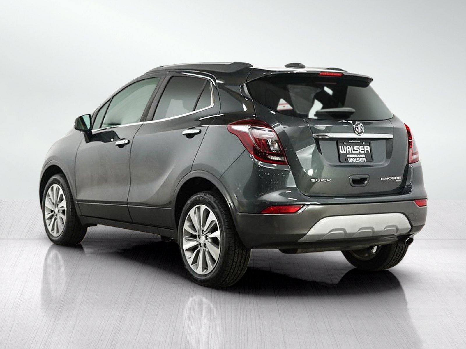Used 2018 Buick Encore Preferred AWD/4WD image 3