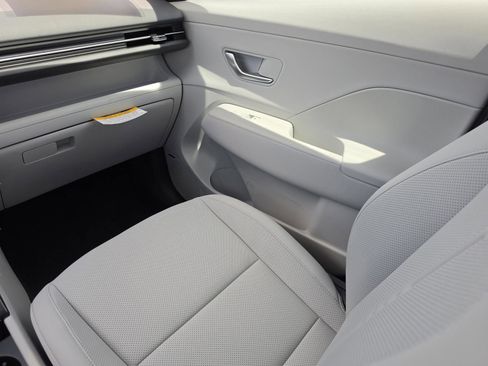 New 2026 Hyundai Kona Limited FWD image 21
