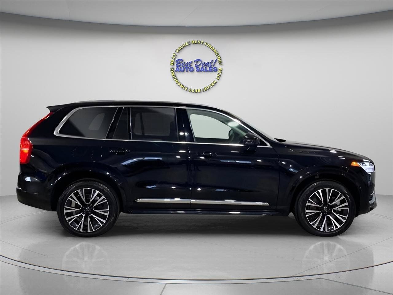 Used 2024 Volvo XC90 T8 Plus AWD/4WD image 6
