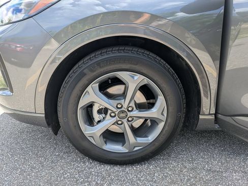 Certified 2023 Ford Escape ST-Line w/ Tech Pack #1 FWD image 38