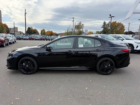 New 2026 Toyota Camry Hybrid image 5