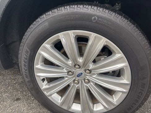 Used 2023 Ford Explorer Limited w/ Hybrid Equipment Group 310A image 9