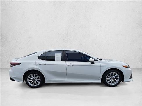 Used 2023 Toyota Camry LE image 6