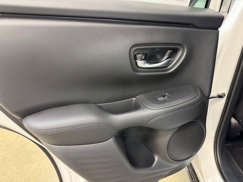 New 2026 Honda HR-V LX image 14