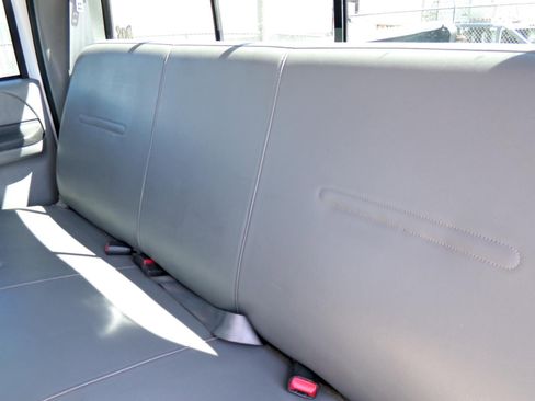 Used 2006 Ford F350 XL image 33