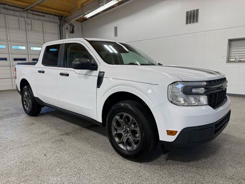 Used 2022 Ford Maverick XLT FWD image 4