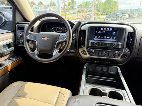 Used 2018 Chevrolet Silverado 1500 LTZ w/ Sport Package AWD/4WD image 30