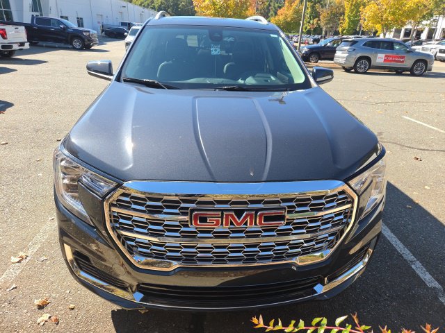 Used 2022 GMC Terrain Denali AWD/4WD image 2