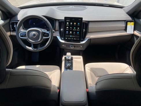 Certified 2026 Volvo XC90 B5 Core w/ Protection Package image 10