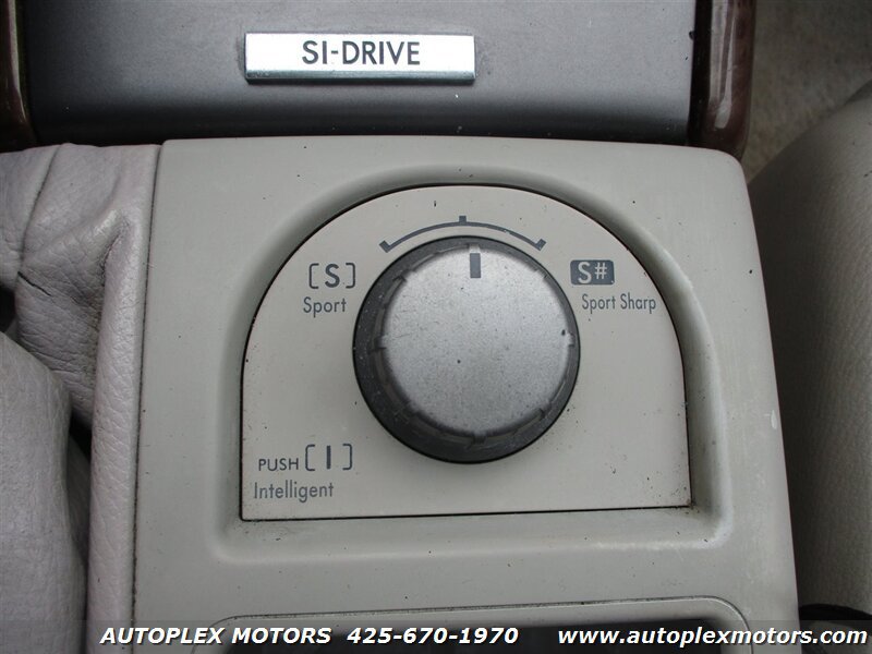 Used 2008 Subaru Outback 2.5XT Limited AWD/4WD image 27