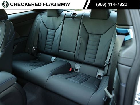 Used 2025 BMW 430i Coupe w/ M Sport Package image 28