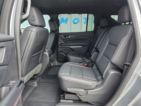 Used 2025 Chevrolet Traverse Z71 w/ Driver Confidence Package image 21