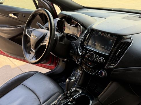 Used 2017 Chevrolet Cruze Premier FWD image 37